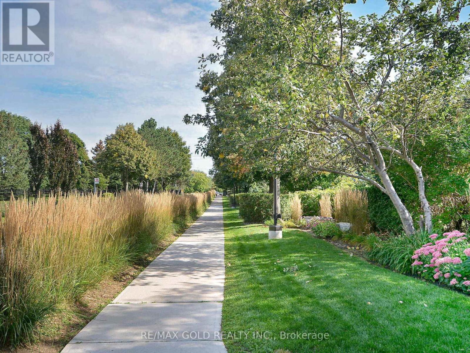 416 - 1485 Lakeshore Road E, Mississauga, Ontario  L5E 3G2 - Photo 45 - W12975248