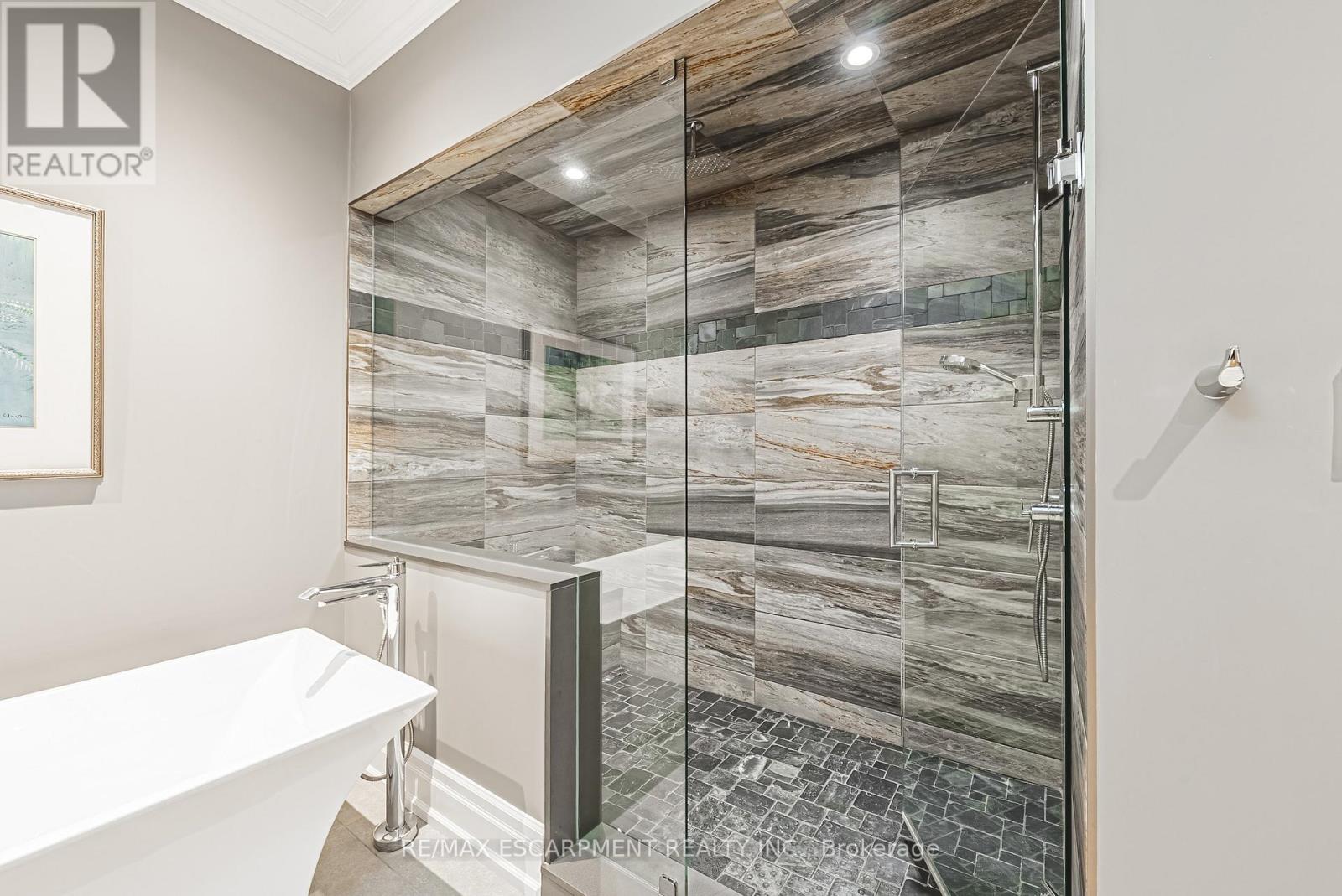 597 Old York Road, Burlington, Ontario  L7P 4Y6 - Photo 21 - W12975250