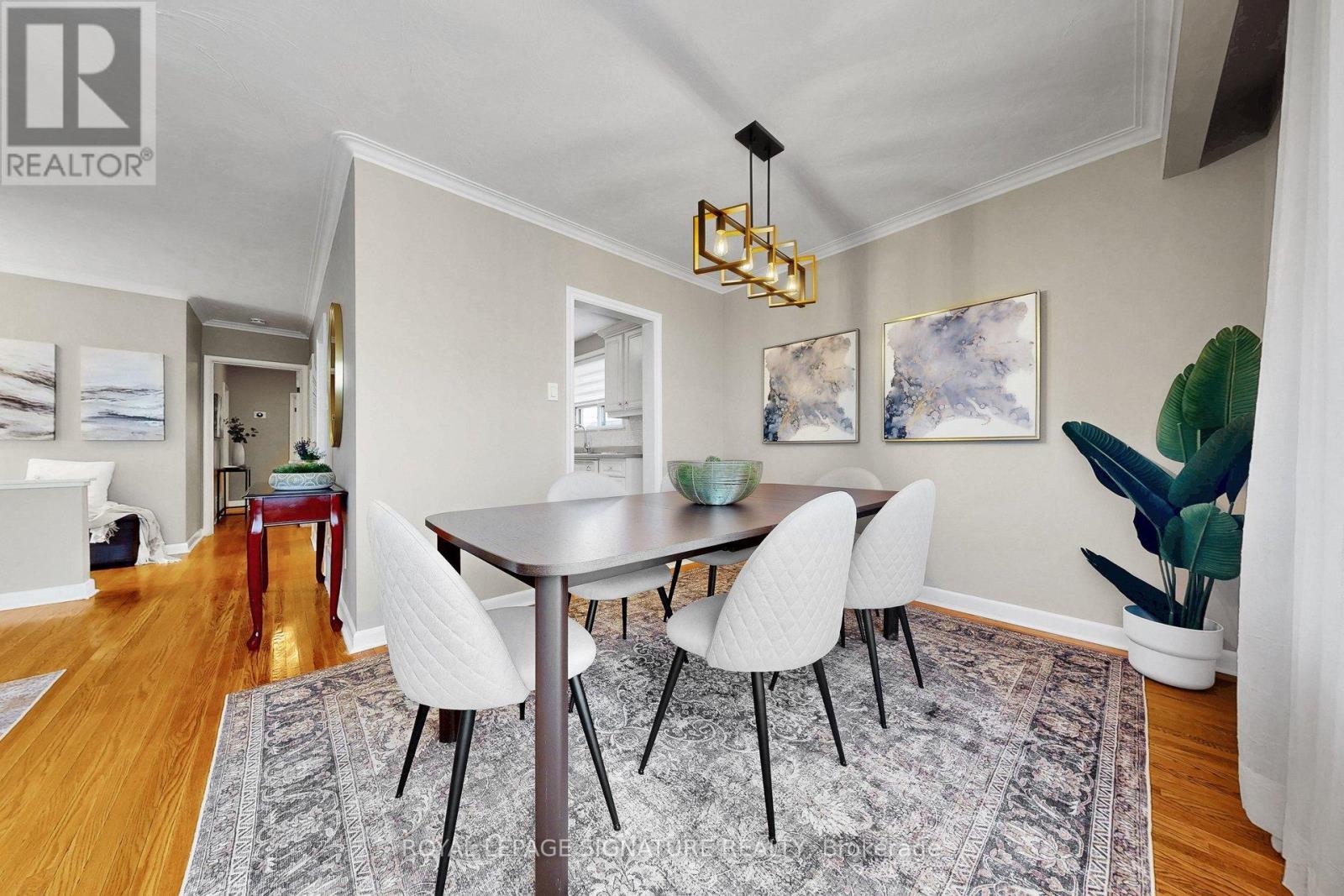 16 Renault Crescent, Toronto, Ontario  M9P 1J1 - Photo 11 - W12975252