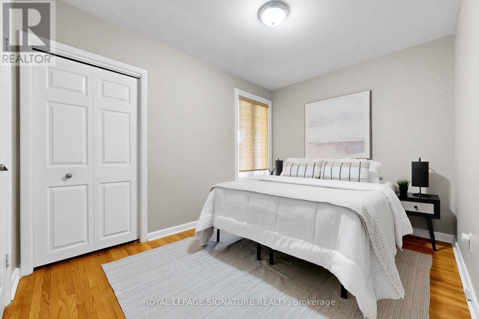 16 Renault Crescent, Toronto, Ontario  M9P 1J1 - Photo 20 - W12975252