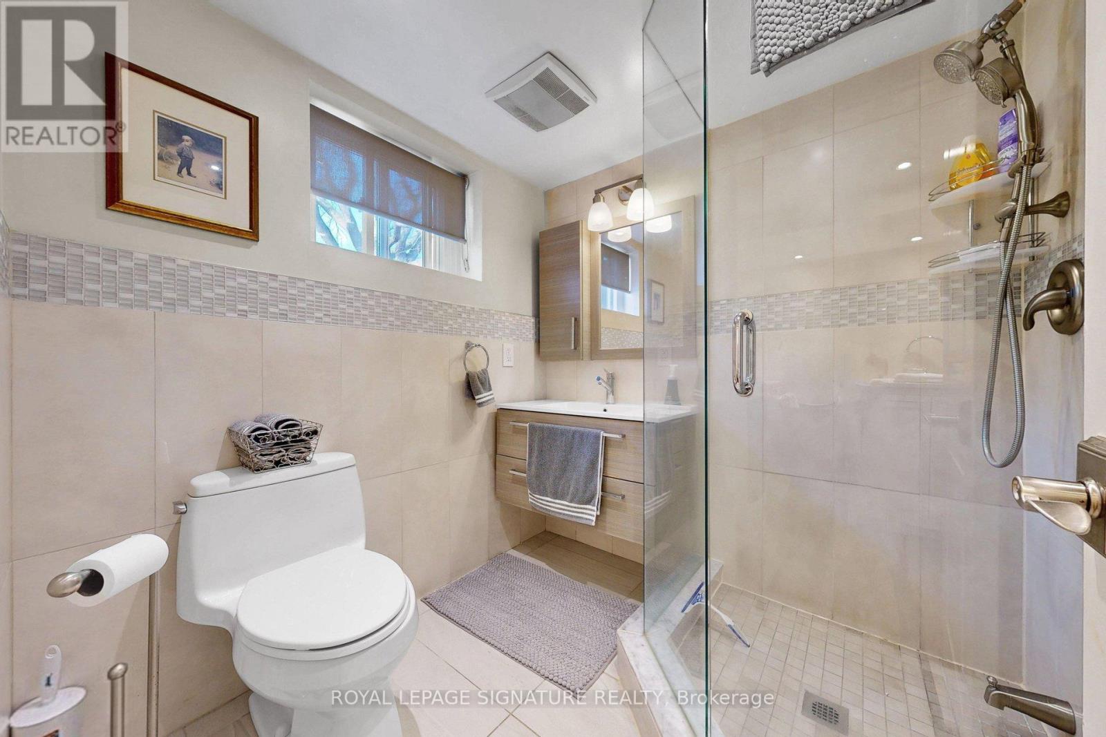 16 Renault Crescent, Toronto, Ontario  M9P 1J1 - Photo 42 - W12975252