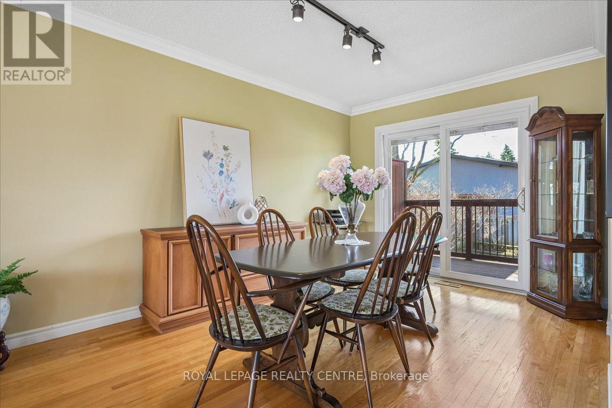 3232 Crosstree Court, Mississauga, Ontario  L5L 1G7 - Photo 16 - W12975258