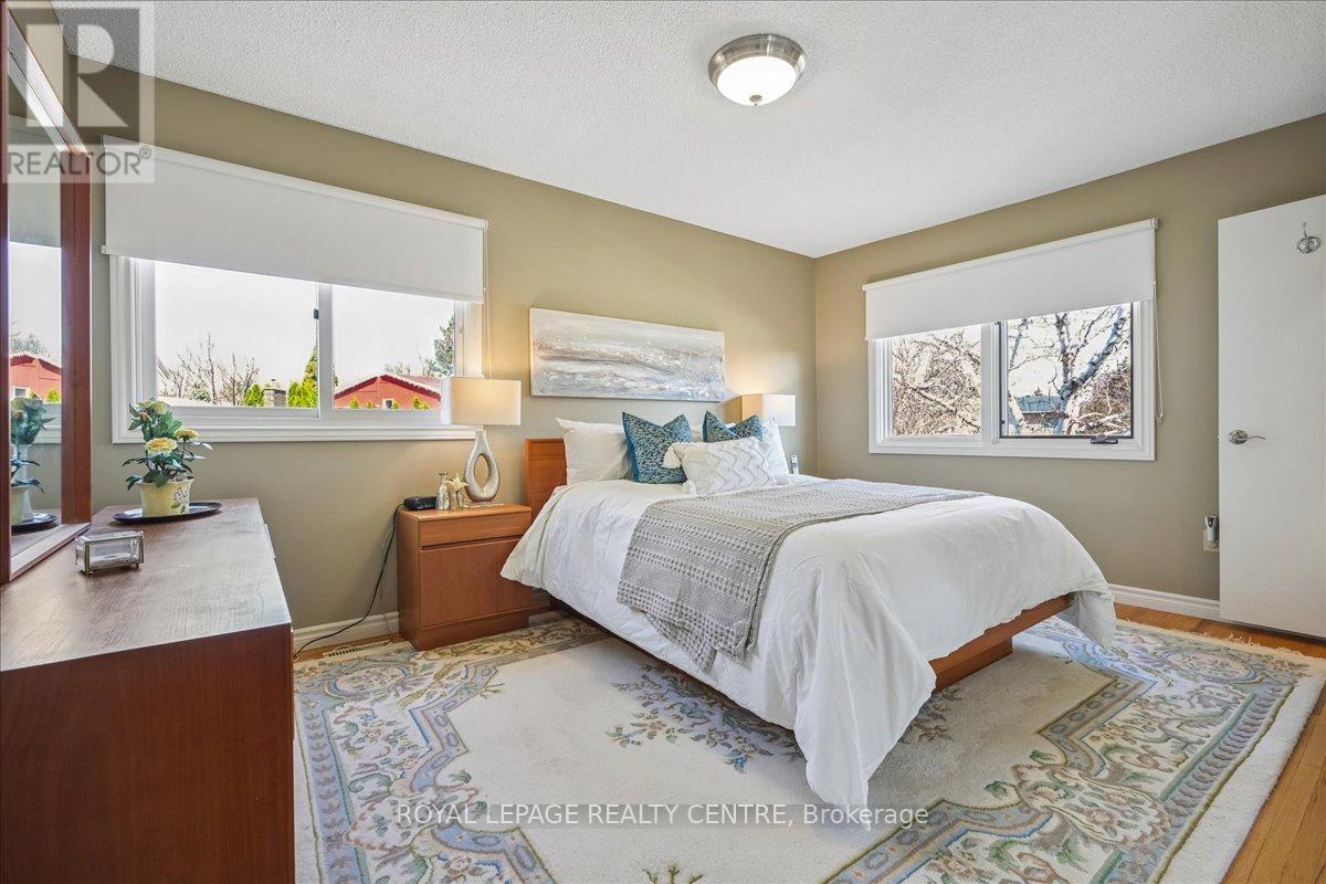 3232 Crosstree Court, Mississauga, Ontario  L5L 1G7 - Photo 25 - W12975258