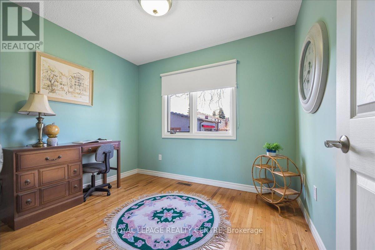 3232 Crosstree Court, Mississauga, Ontario  L5L 1G7 - Photo 30 - W12975258