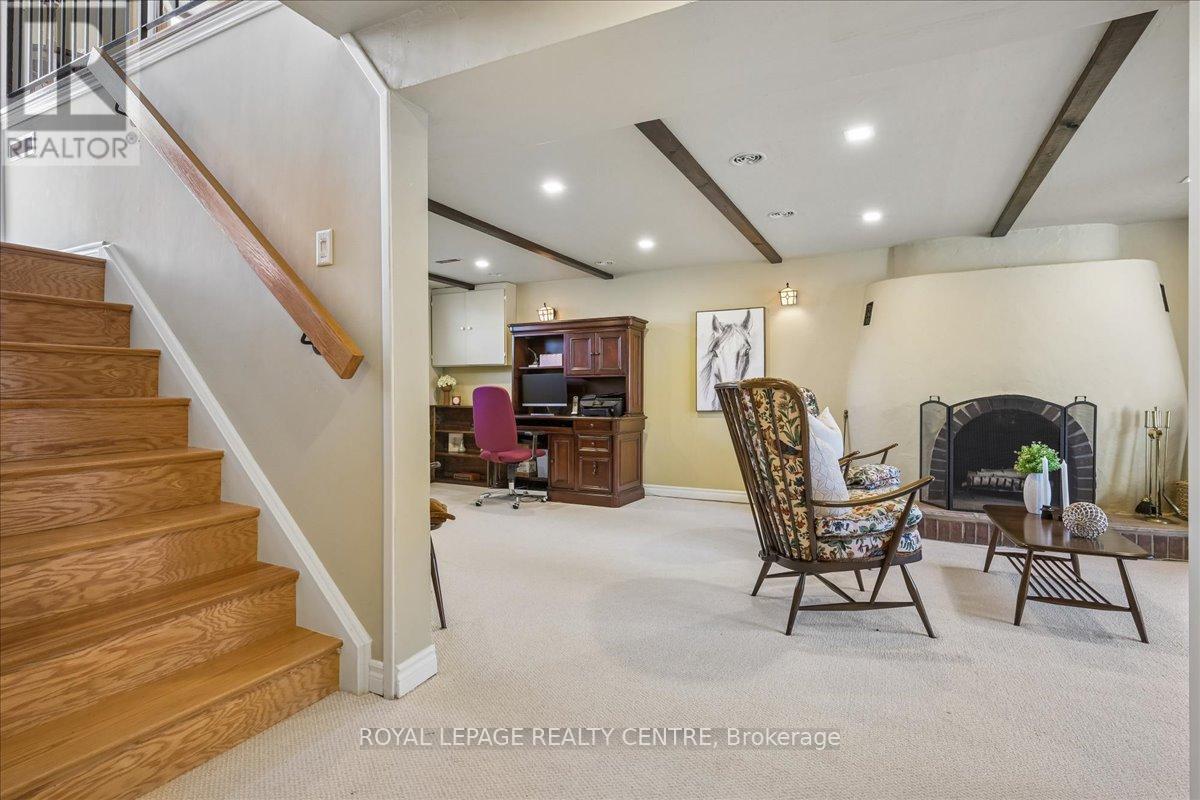 3232 Crosstree Court, Mississauga, Ontario  L5L 1G7 - Photo 32 - W12975258