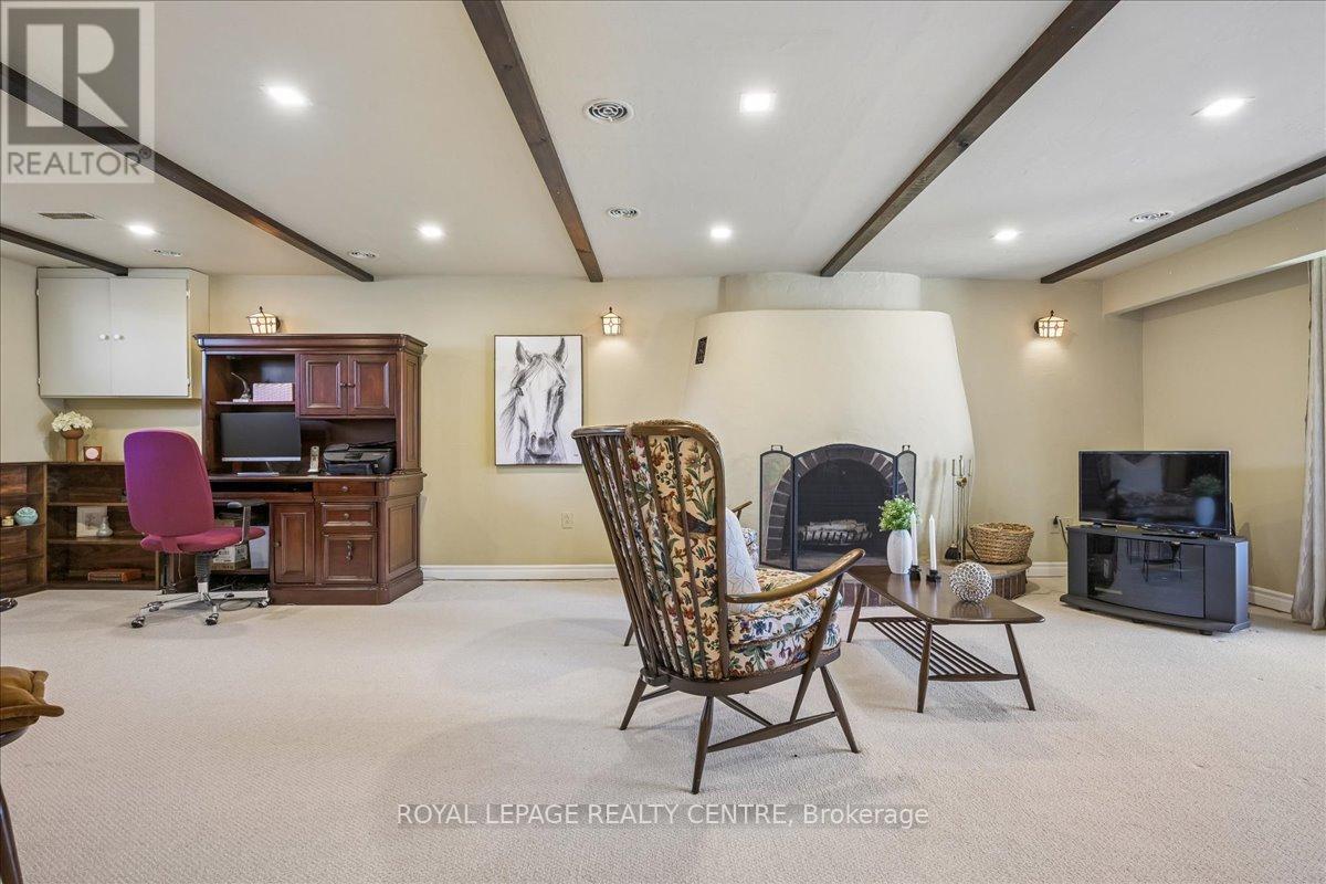 3232 Crosstree Court, Mississauga, Ontario  L5L 1G7 - Photo 33 - W12975258