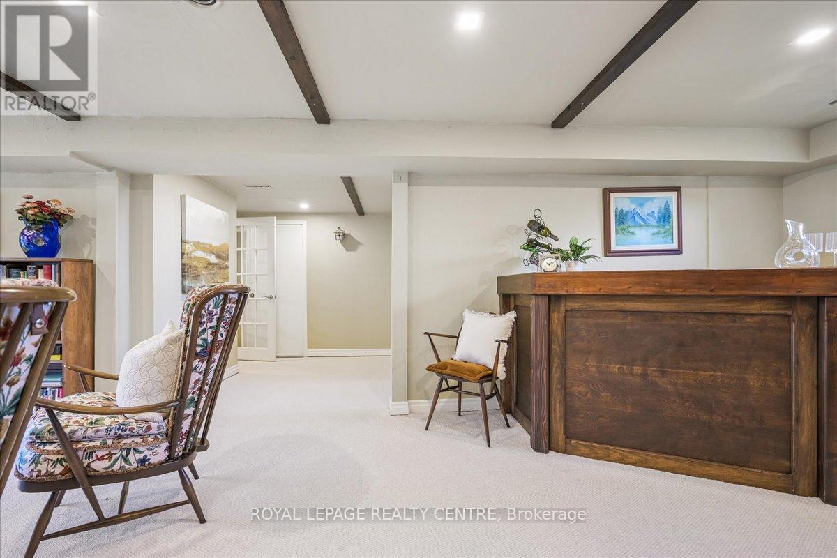 3232 Crosstree Court, Mississauga, Ontario  L5L 1G7 - Photo 37 - W12975258