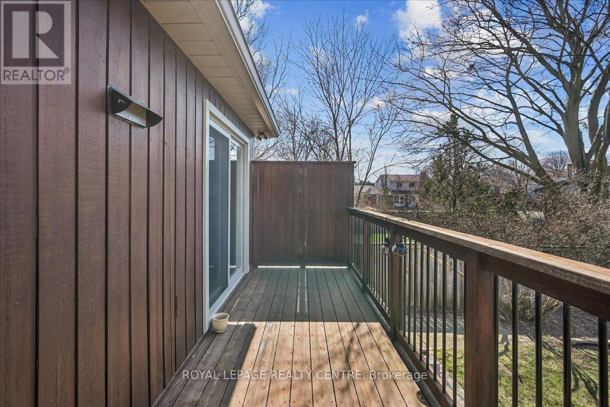 3232 Crosstree Court, Mississauga, Ontario  L5L 1G7 - Photo 40 - W12975258