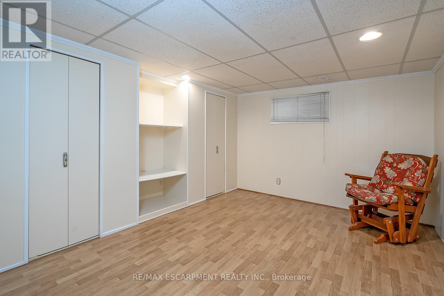 652 Ardleigh Crescent, Burlington, Ontario  L7L 4K8 - Photo 28 - W12975286