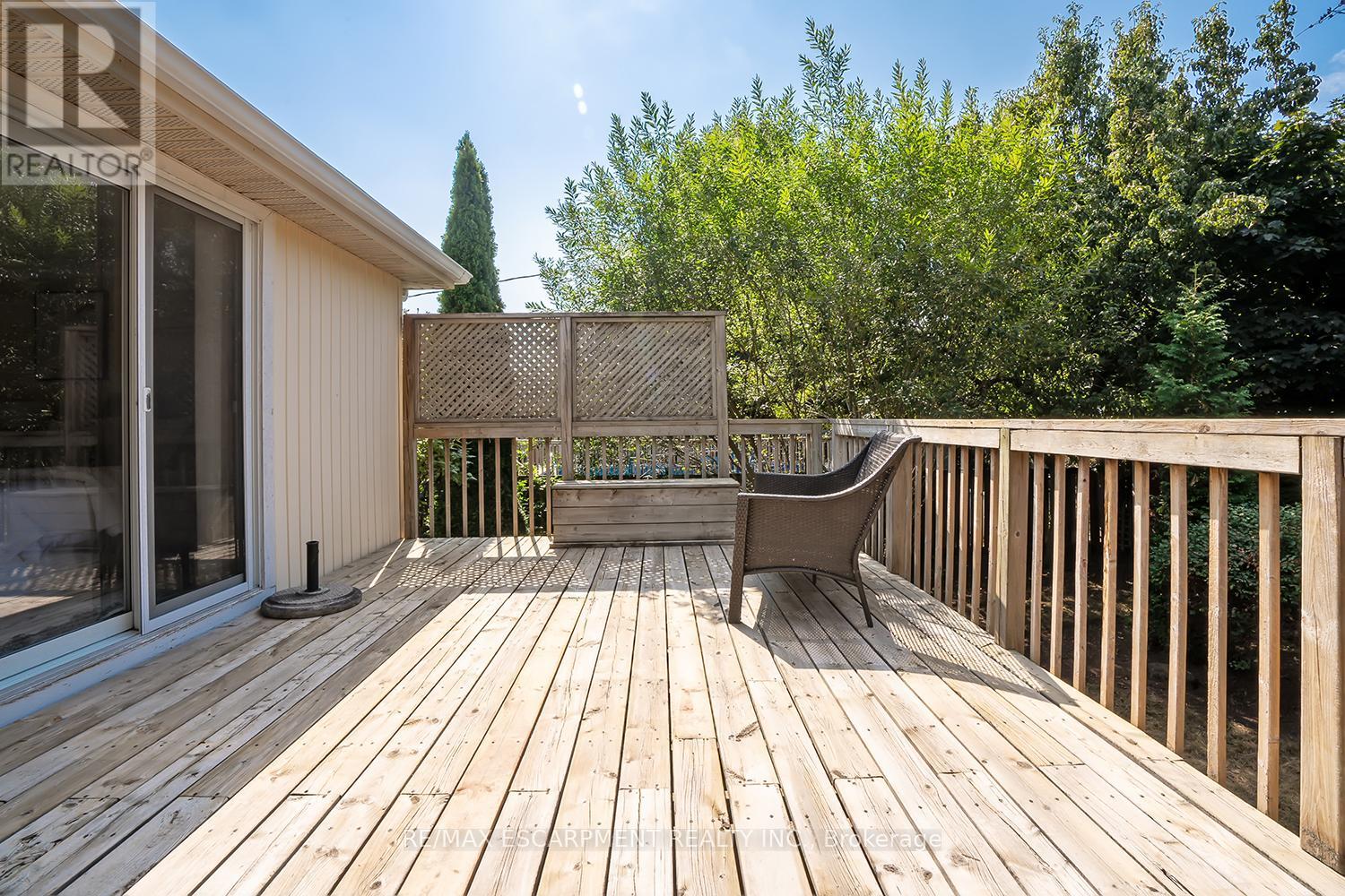 652 Ardleigh Crescent, Burlington, Ontario  L7L 4K8 - Photo 41 - W12975286