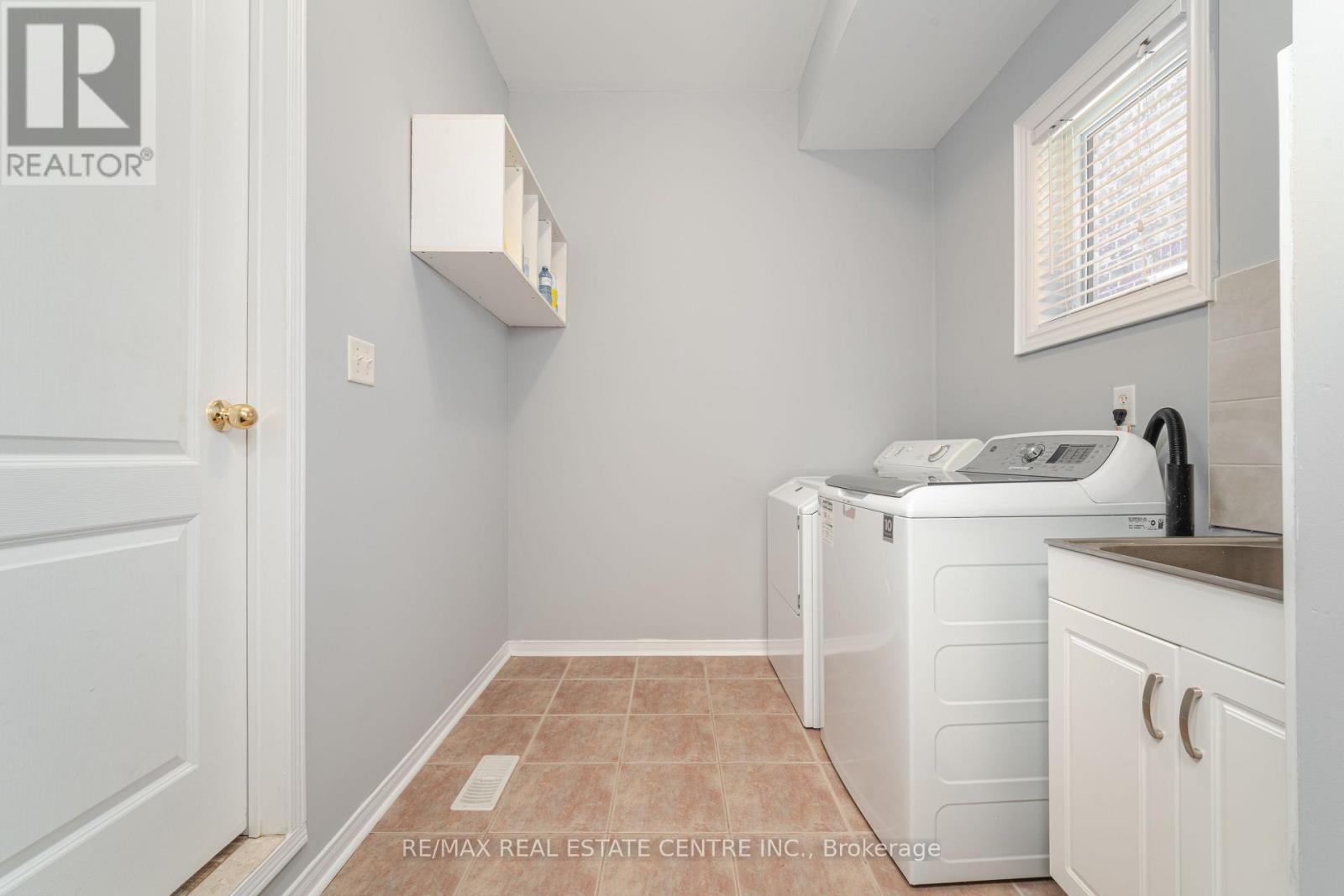 46 Lakefield Road, Brampton, Ontario  L7A 1W6 - Photo 21 - W12975294