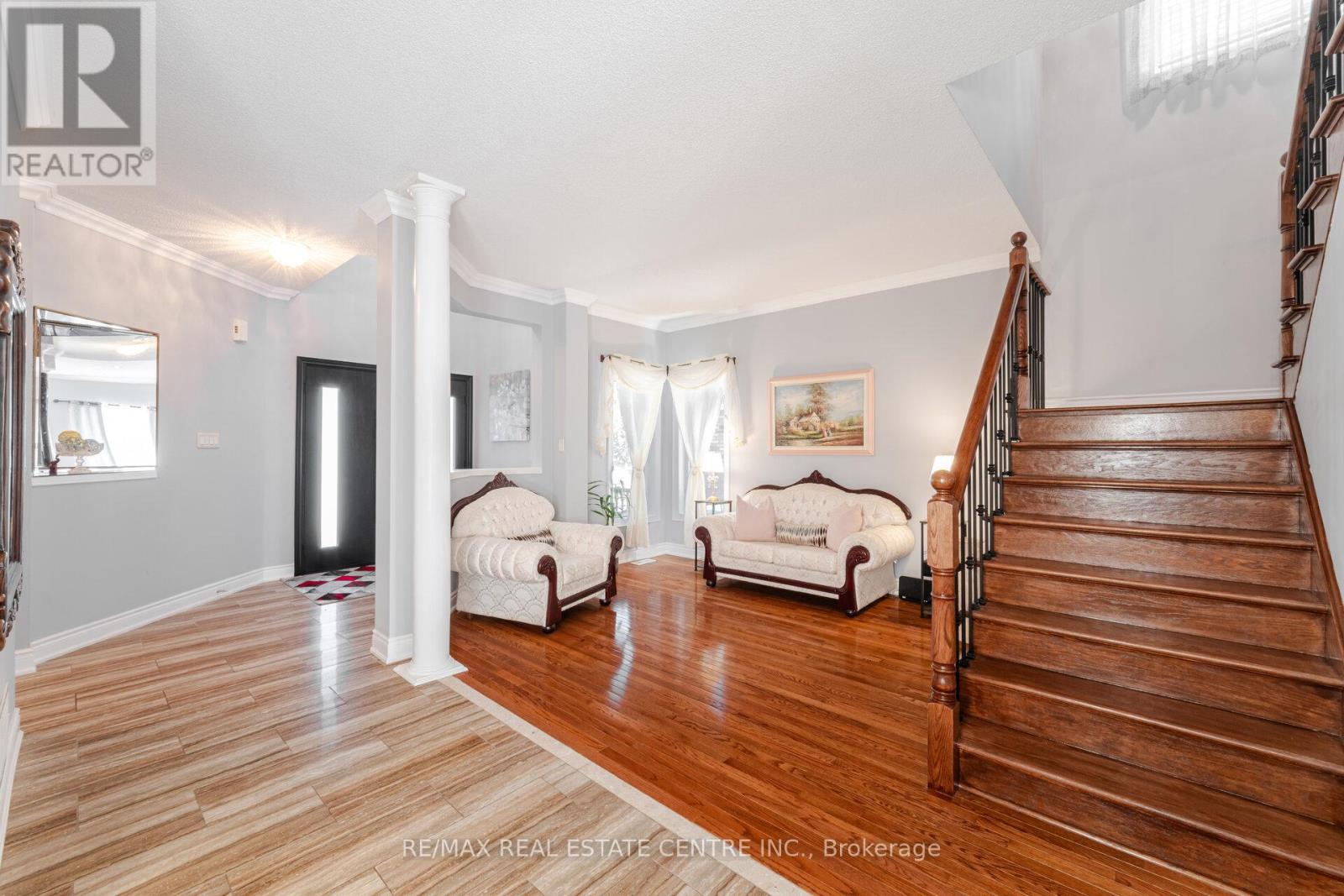 46 Lakefield Road, Brampton, Ontario  L7A 1W6 - Photo 8 - W12975294