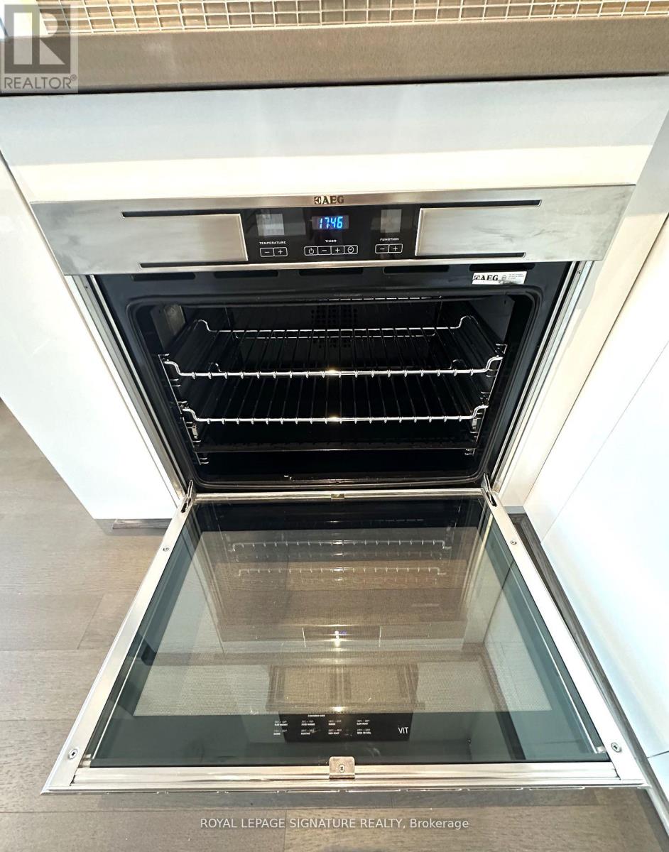 704 - 59 Annie Craig Drive, Toronto, Ontario  M8V 0C4 - Photo 13 - W12975346