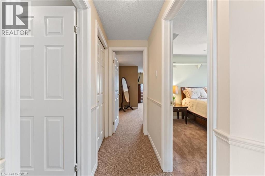 284 Delancey Boulevard, Hamilton, Ontario  L9B 1Y9 - Photo 25 - 40818974