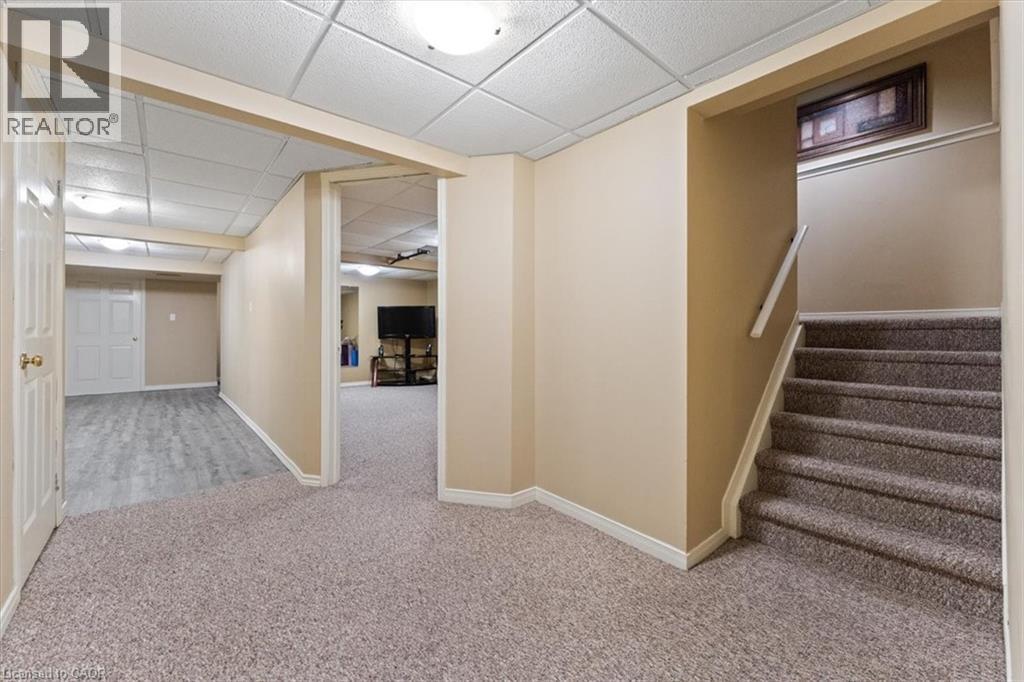 284 Delancey Boulevard, Hamilton, Ontario  L9B 1Y9 - Photo 37 - 40818974