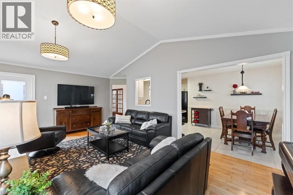 284 Delancey Boulevard, Hamilton, Ontario  L9B 1Y9 - Photo 18 - 40818974