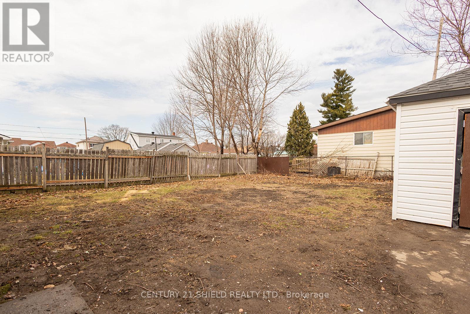 1008 Second Street E, Cornwall, Ontario  K6H 2A9 - Photo 46 - X12975182