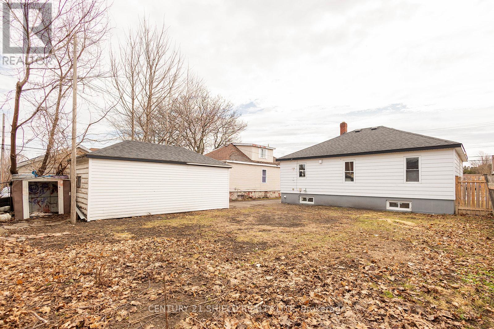 1008 Second Street E, Cornwall, Ontario  K6H 2A9 - Photo 47 - X12975182