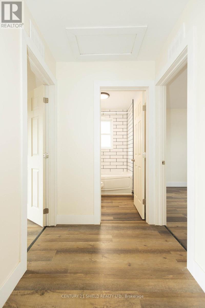 1008 Second Street E, Cornwall, Ontario  K6H 2A9 - Photo 9 - X12975182