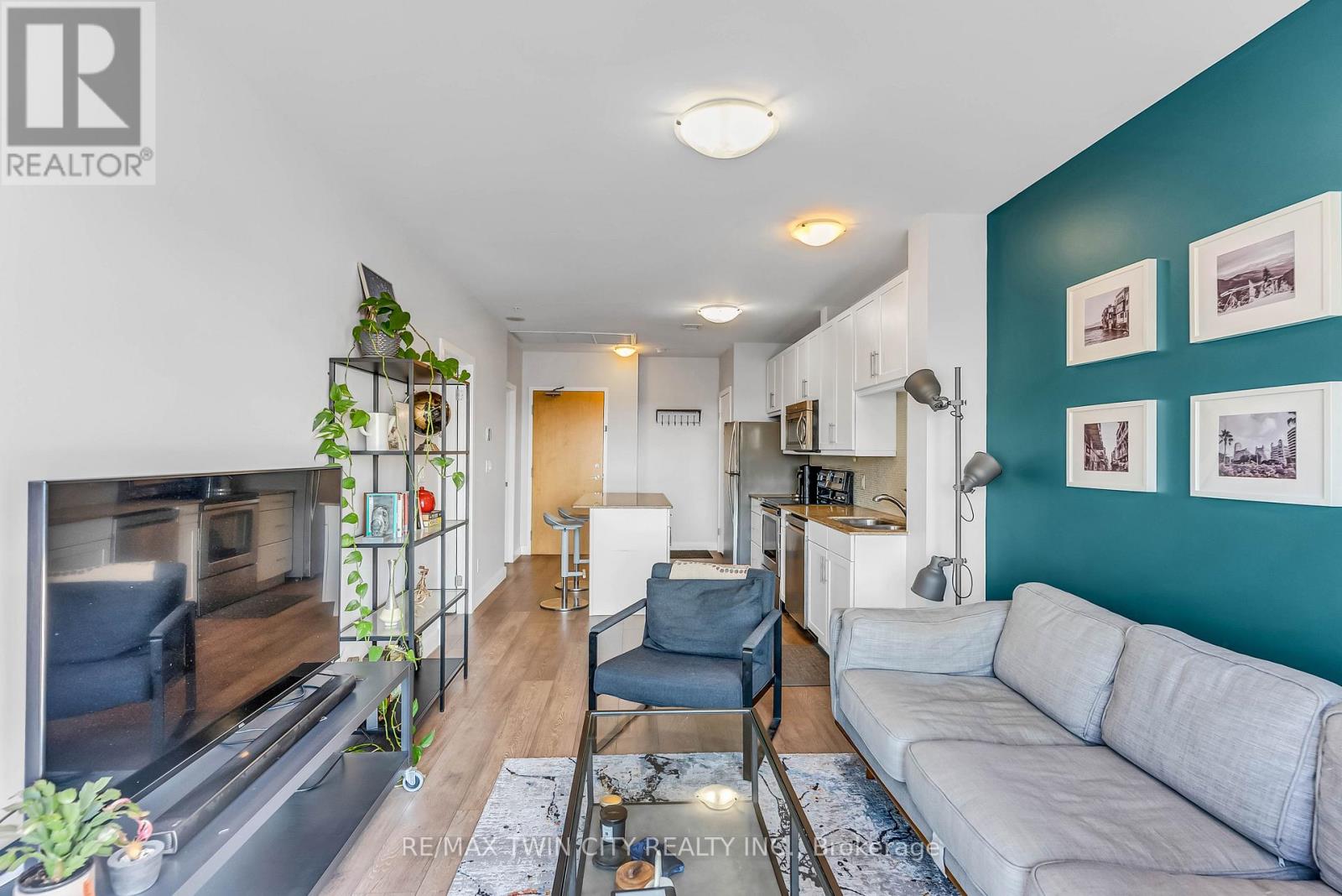 806 - 1 Victoria Street, Kitchener, Ontario  N2G 1G1 - Photo 11 - X12975162