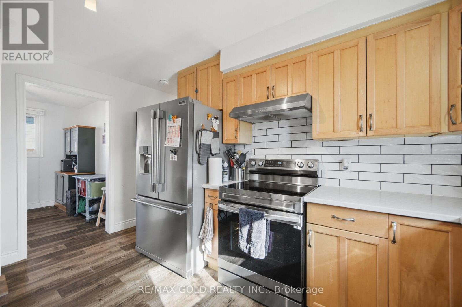 114 Arrowhead Crescent, Kitchener, Ontario  N2P 1B9 - Photo 10 - X12975218