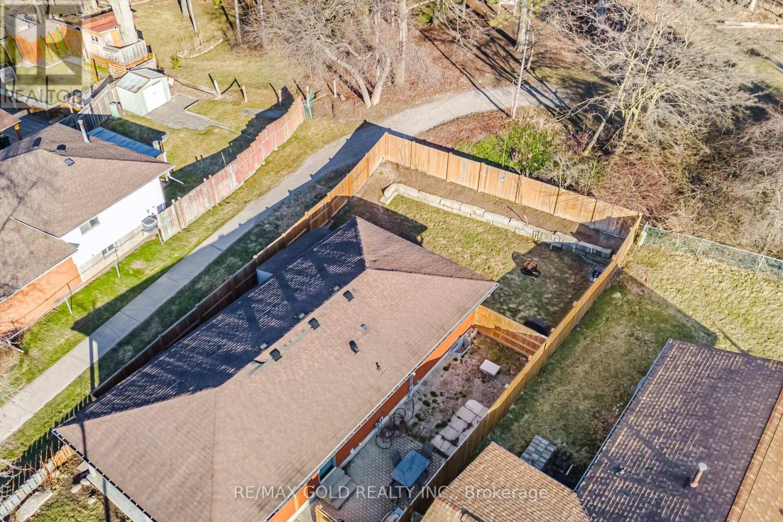 114 Arrowhead Crescent, Kitchener, Ontario  N2P 1B9 - Photo 41 - X12975218