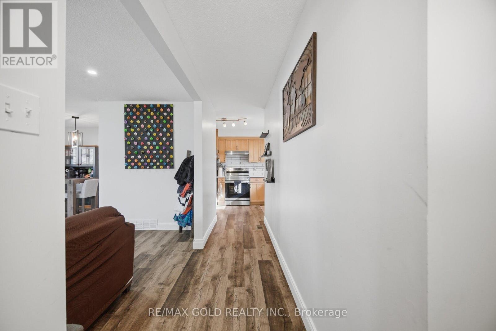 114 Arrowhead Crescent, Kitchener, Ontario  N2P 1B9 - Photo 7 - X12975218