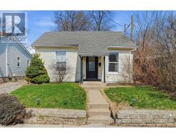 12 NELSON STREET, Hamilton, Ontario