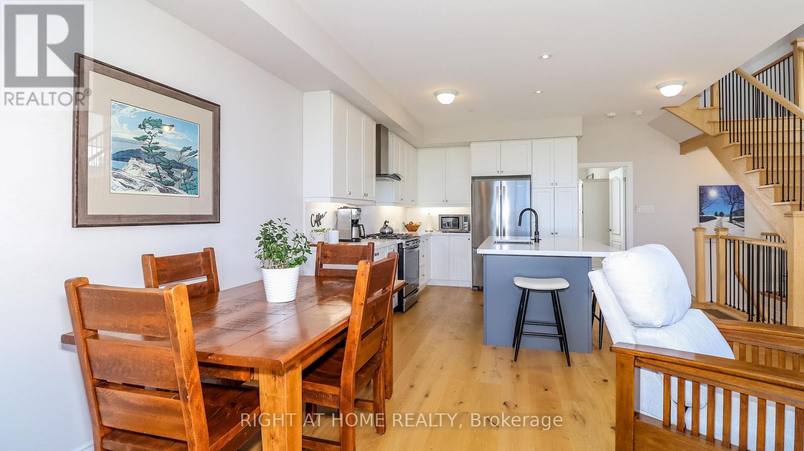 100 Marina Village Drive, Georgian Bay, Ontario  L0K 1S0 - Photo 22 - X12975328