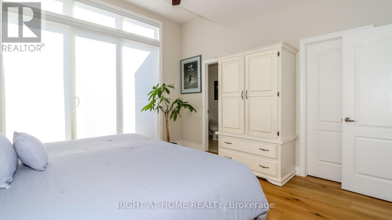 100 Marina Village Drive, Georgian Bay, Ontario  L0K 1S0 - Photo 27 - X12975328