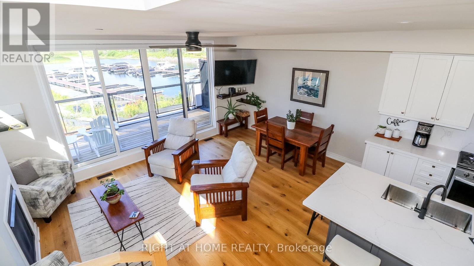 100 Marina Village Drive, Georgian Bay, Ontario  L0K 1S0 - Photo 32 - X12975328