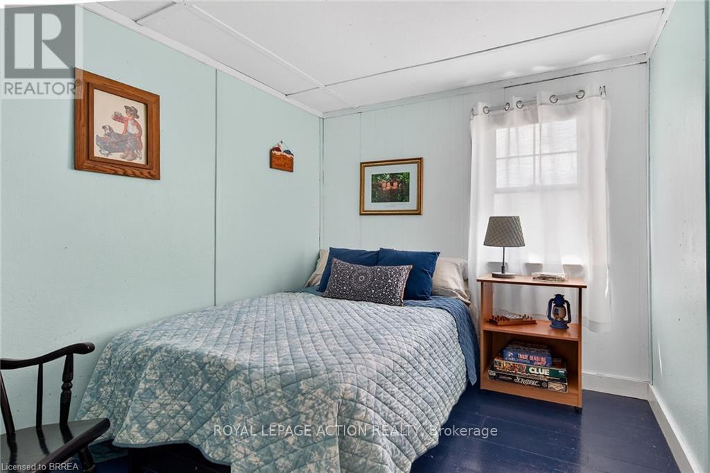 88 Erie Boulevard, Norfolk, Ontario  N0E 1M0 - Photo 19 - X12975332