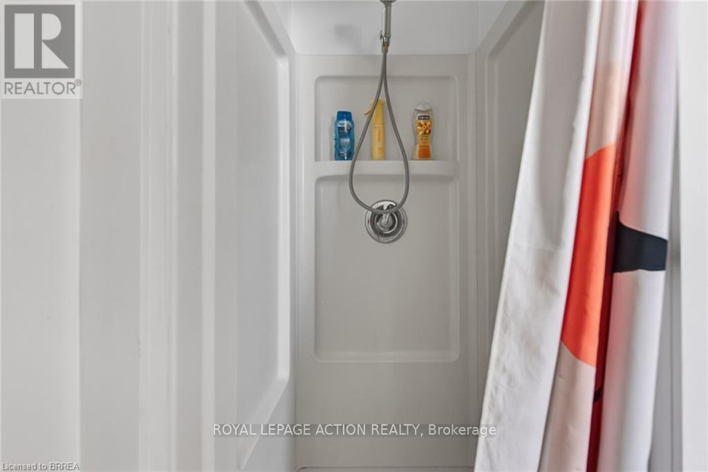 88 Erie Boulevard, Norfolk, Ontario  N0E 1M0 - Photo 22 - X12975332