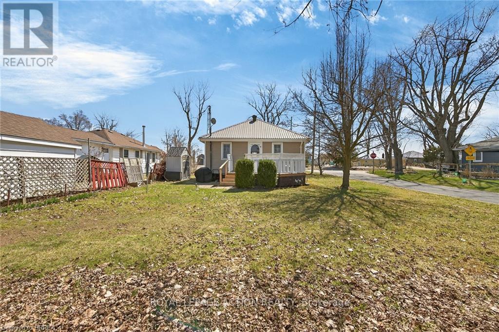 88 Erie Boulevard, Norfolk, Ontario  N0E 1M0 - Photo 26 - X12975332