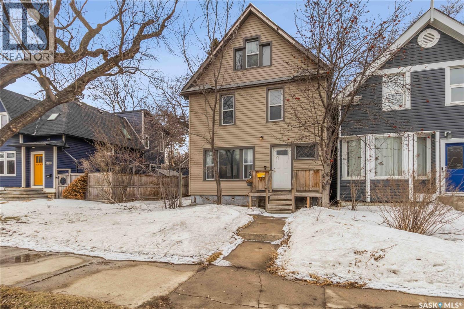 426 8th Street E, Saskatoon, Saskatchewan  S7H 0P7 - Photo 3 - SK032336