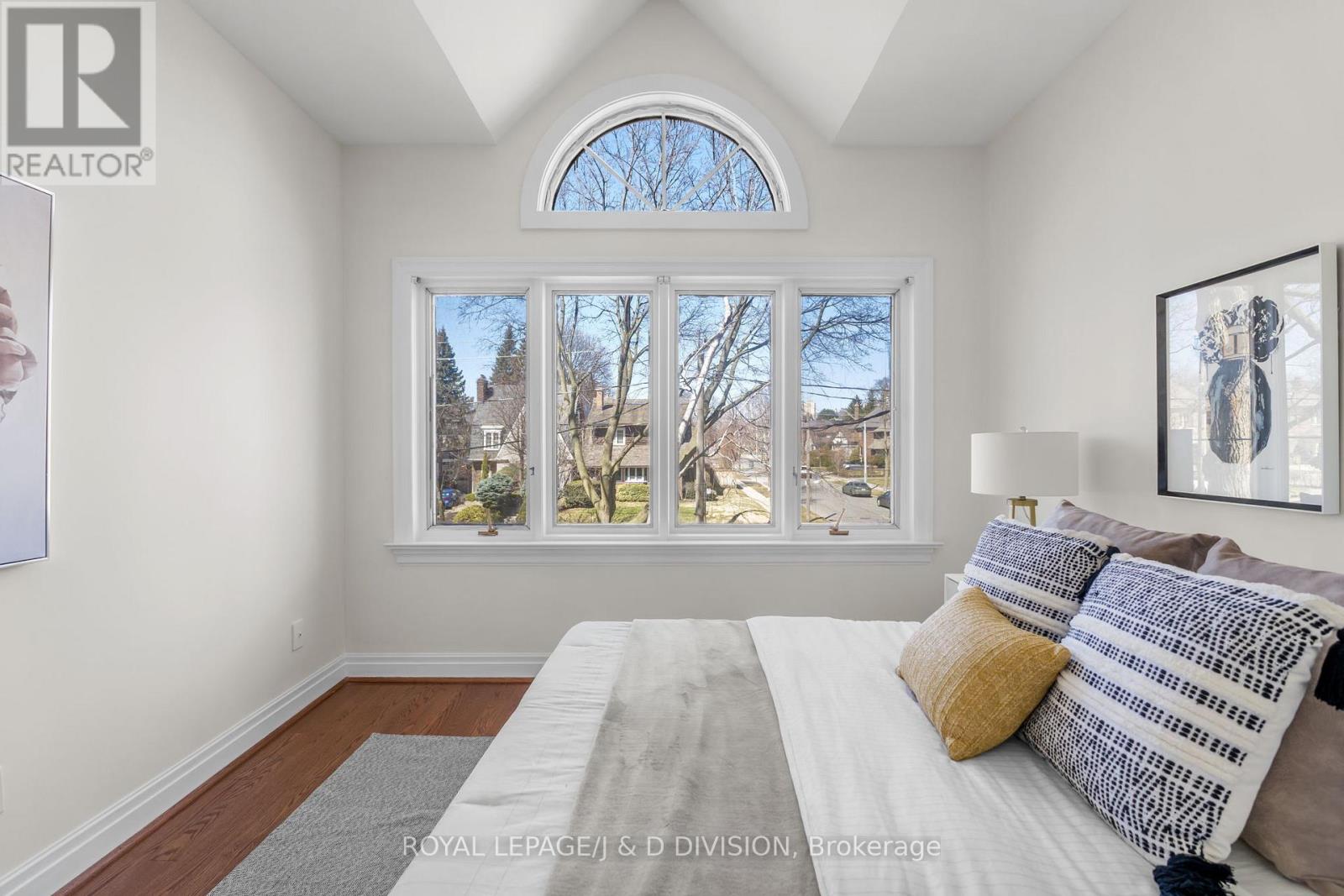 77 Chaplin Crescent, Toronto, Ontario  M5P 1A4 - Photo 23 - C12939474