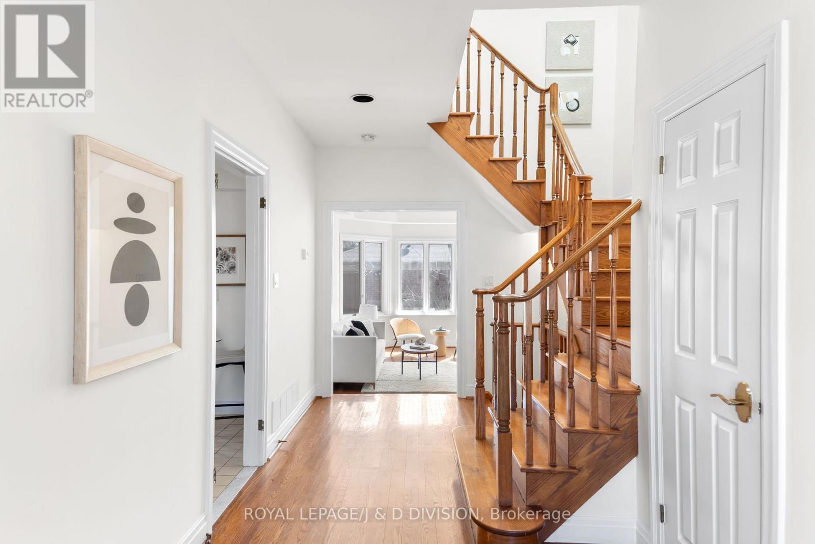 77 Chaplin Crescent, Toronto, Ontario  M5P 1A4 - Photo 4 - C12939474