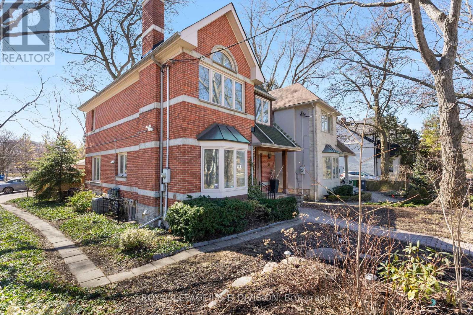 77 Chaplin Crescent, Toronto, Ontario  M5P 1A4 - Photo 43 - C12939474