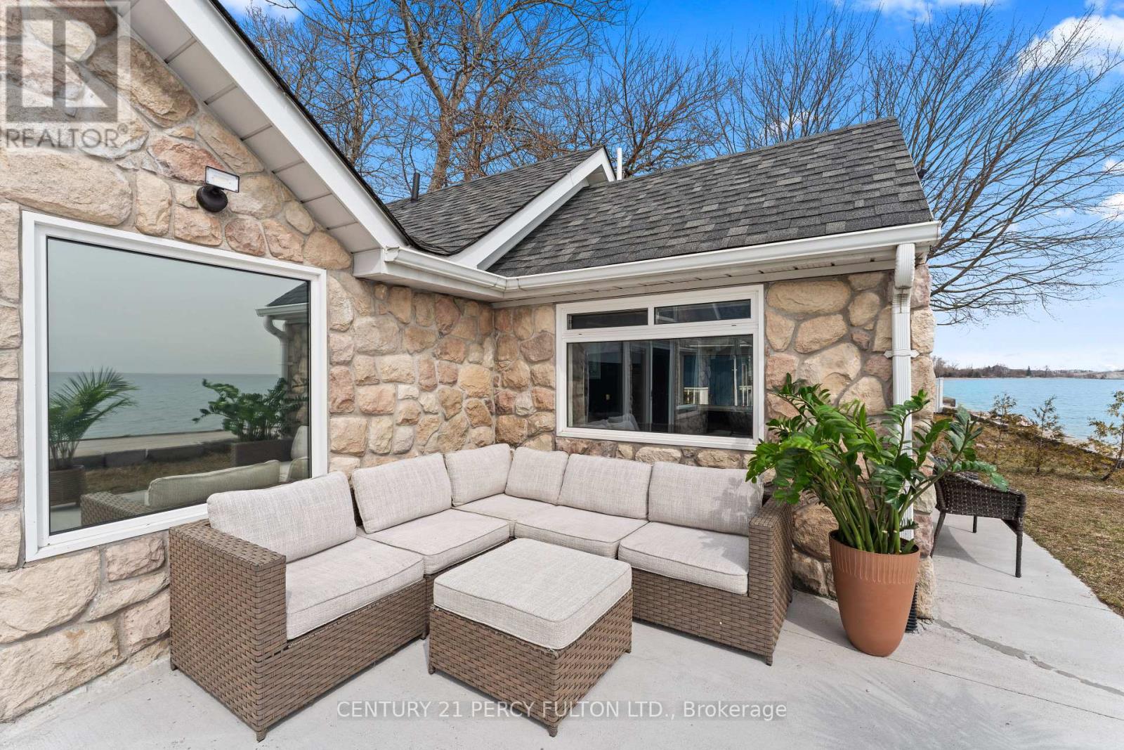 127 Cedar Crest Beach Road, Clarington (Bowmanville), Ontario  L1C 3K3 - Photo 35 - E12971264