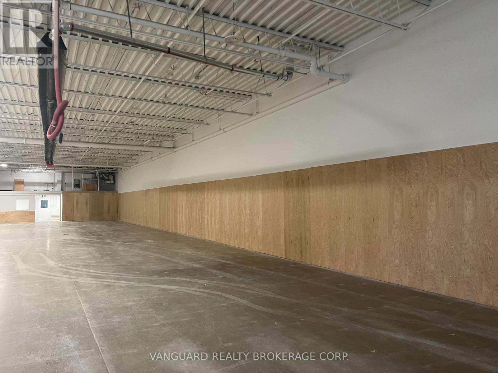 156 Milvan Drive, Toronto, Ontario  M9L 1Z9 - Photo 7 - W12973416