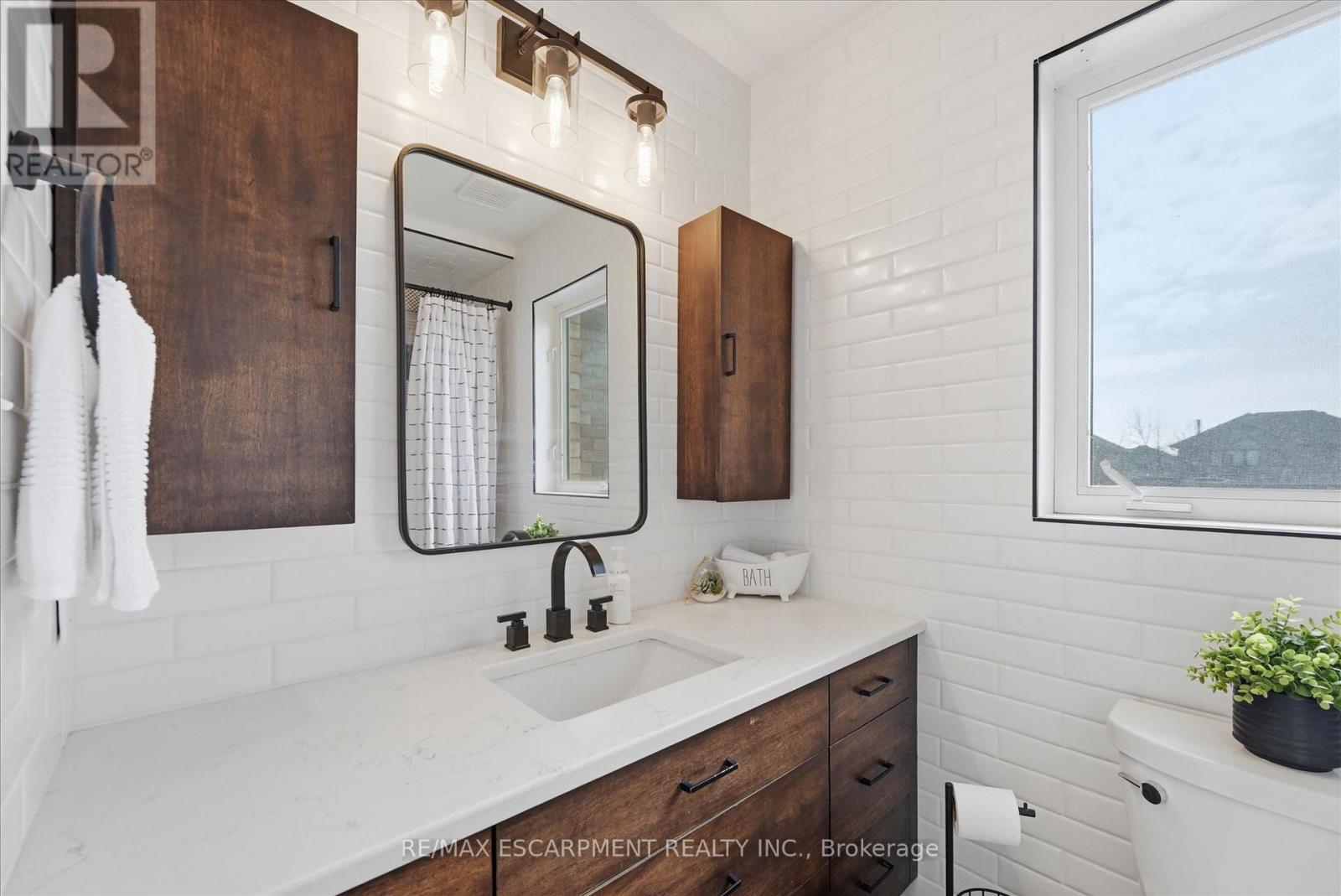 17 Fenwick Place, Hamilton, Ontario  L0R 2H5 - Photo 31 - X12970492