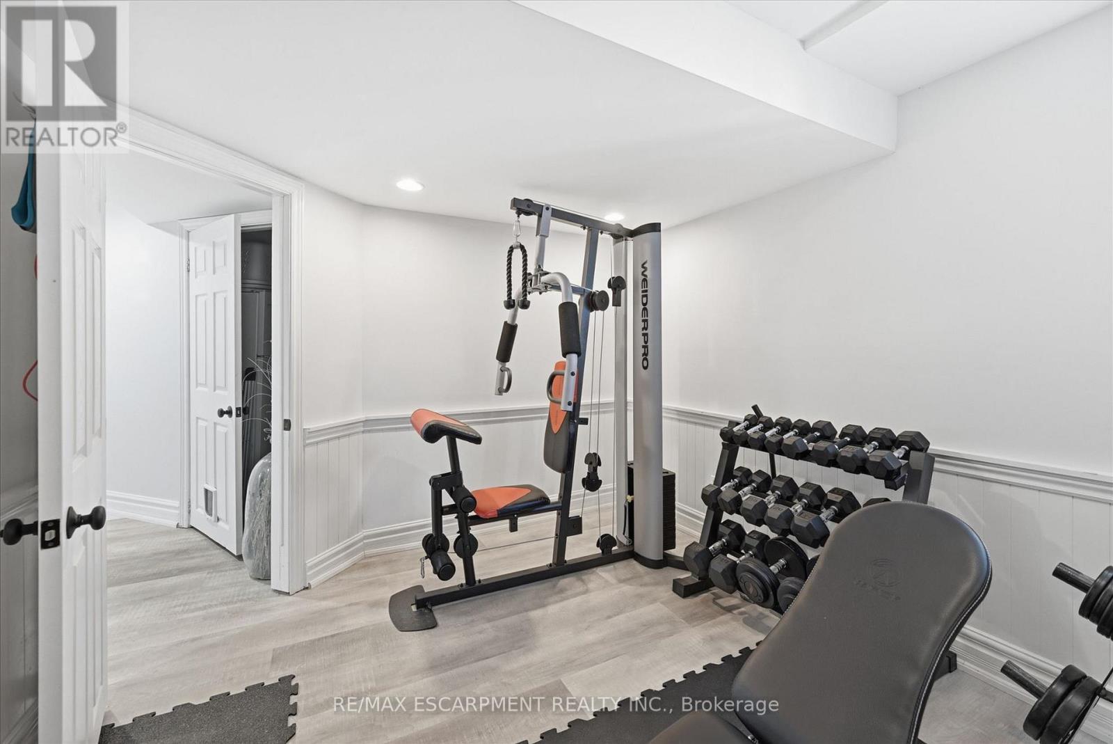 17 Fenwick Place, Hamilton, Ontario  L0R 2H5 - Photo 38 - X12970492