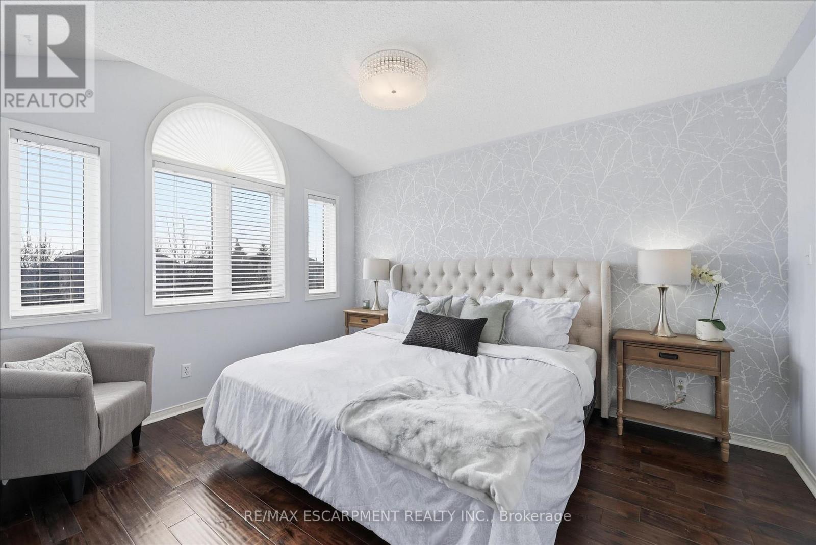 17 Fenwick Place, Hamilton, Ontario  L0R 2H5 - Photo 29 - X12970492