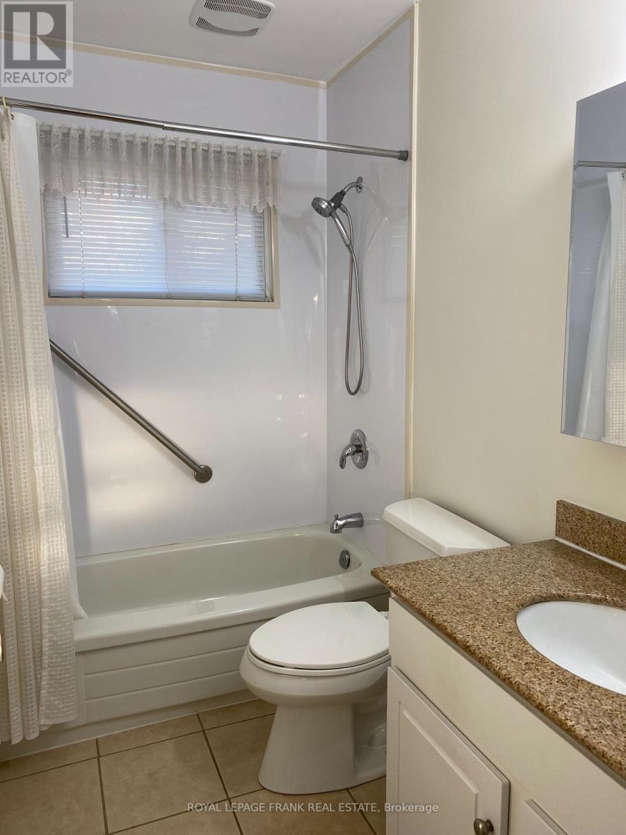 423 Armour Road, Peterborough, Ontario  K9H 1Y7 - Photo 14 - X12578972