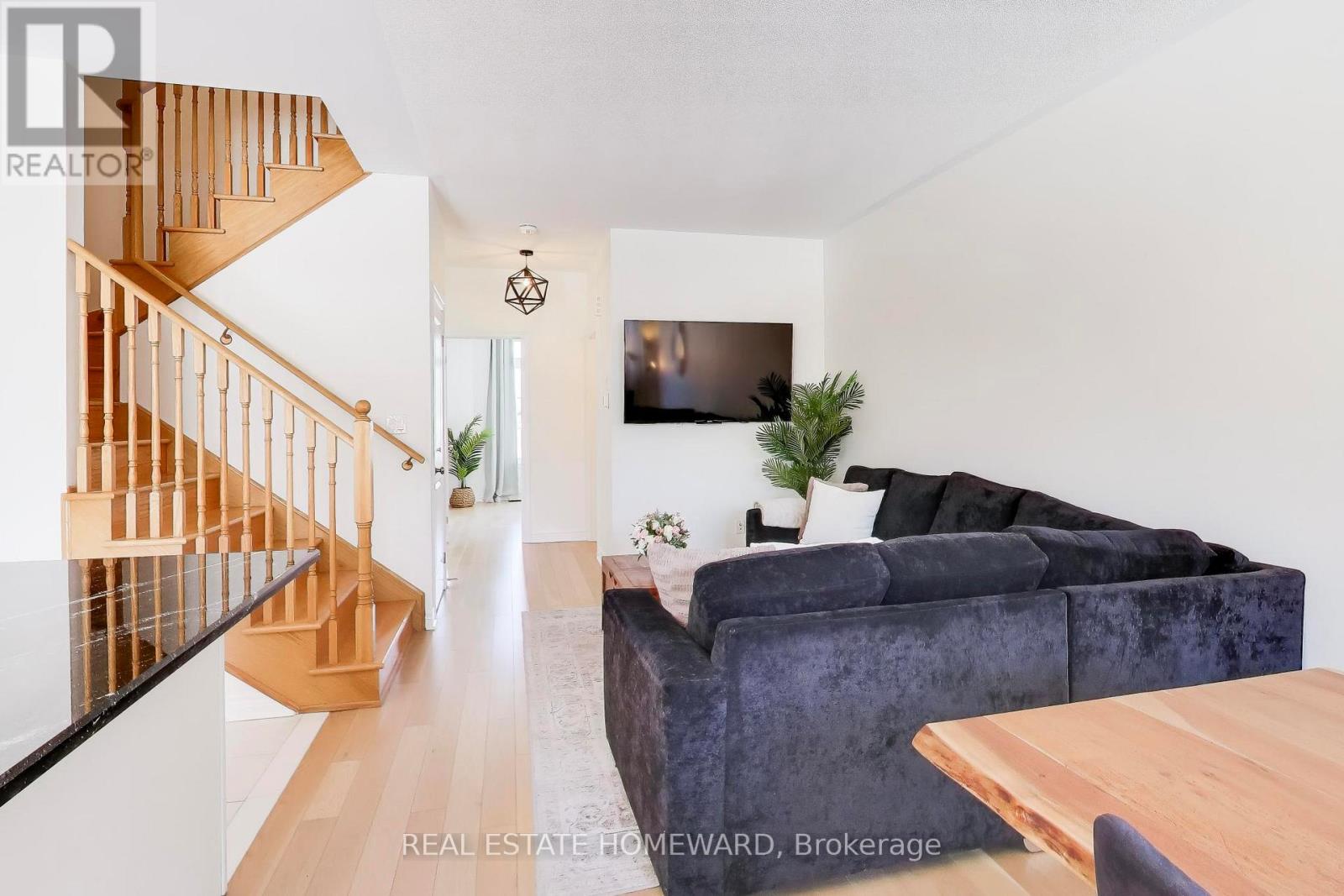 2608 Cerise Manor, Pickering, Ontario  L1X 0G8 - Photo 7 - E12841252