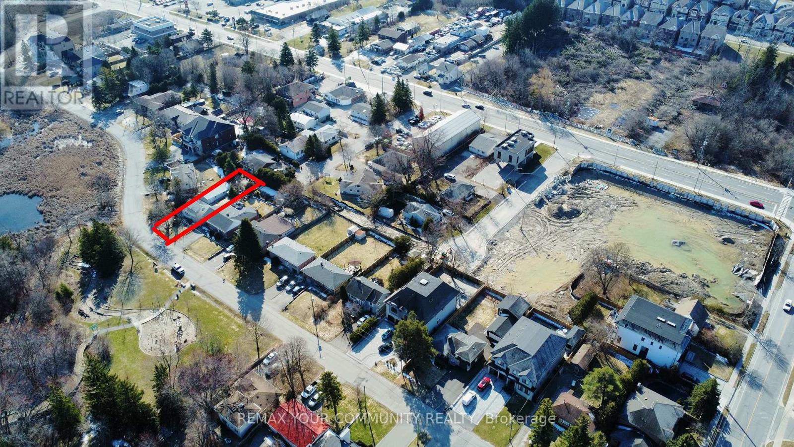 21 George Street, Richmond Hill, Ontario  L4E 2V7 - Photo 4 - N12966554