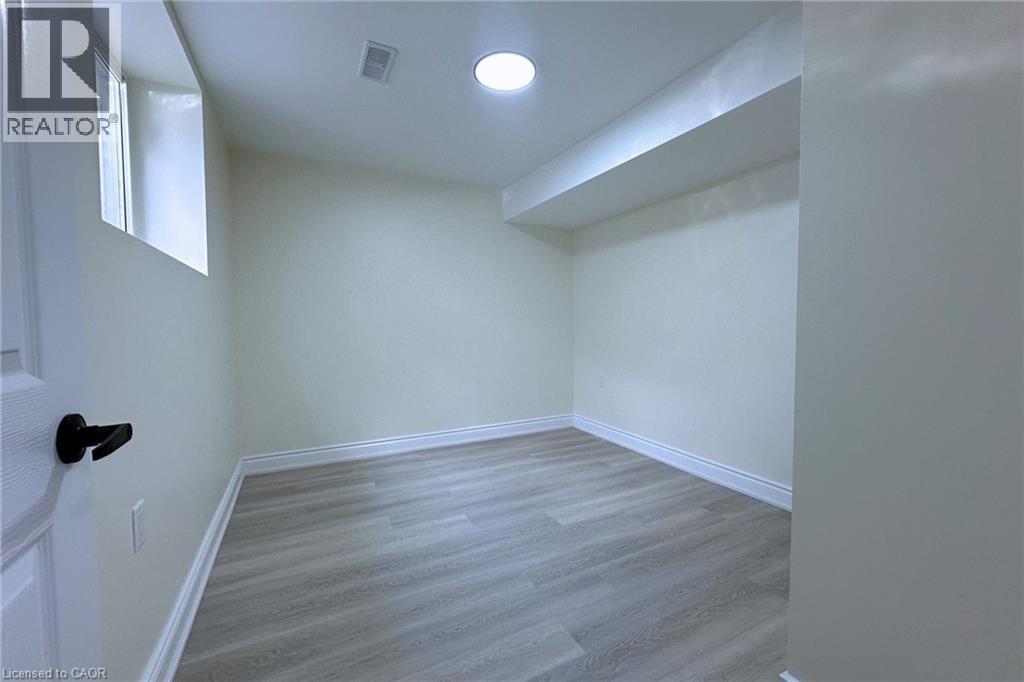 59 Windrush Trail S Unit# B, Kitchener, Ontario N2P 2A8 - Photo 7 - 40818835