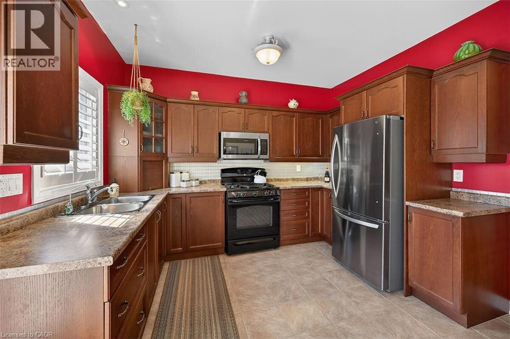 48 Hallmark Trail, Hamilton, Ontario  L9B 0B8 - Photo 21 - 40818729