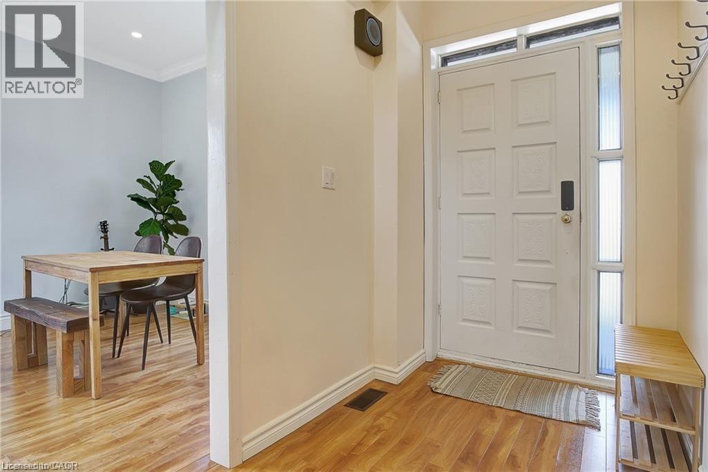 12 Murdoch Street, Cambridge, Ontario  N1R 4H4 - Photo 4 - 40818351