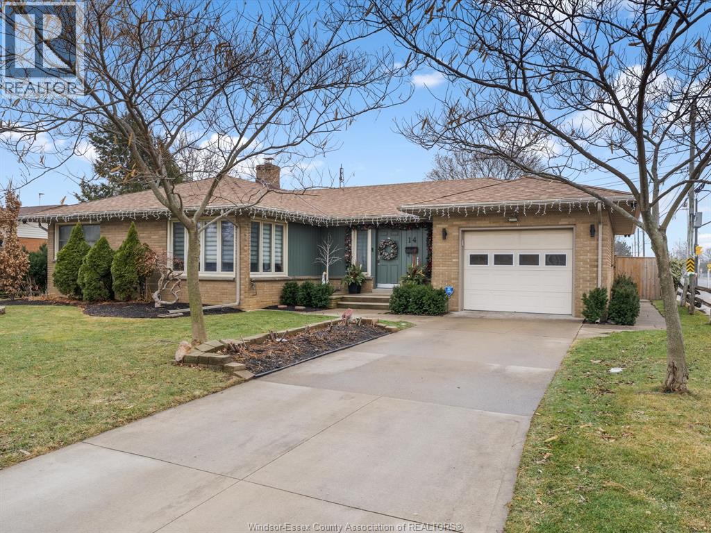14 LORNE AVENUE Leamington, Ontario